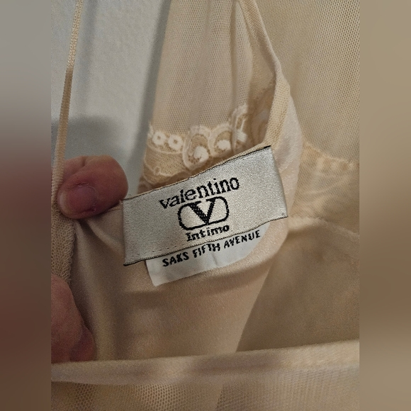 Vintage Valentino Intimo Sleepwear - Picture 6 of 7